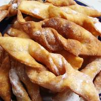 Чесно скажу, такі хрумкі та повітряні вергуни виходять лише за цим рецептом на кефірі!