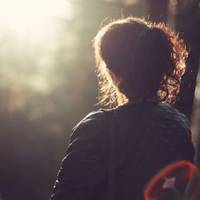 Весною у нас проблеми були на роботі, скорочували багатьох. Я думала, що мене звільнять, бо завідувачка відділу кадрів мене не любила, але звільнили подругу мою – Ольгу.