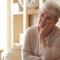 Так склалося, що мій син покинув свою дружину з маленькою донечкою. Колишня дружина Дмитра поїхала жити до своїх батьків. Відтоді вона не хоче зі мною спілкуватися, на дзвінки відповідає сухо.