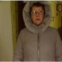 Мама чоловіка зателефонувала і сказала, що їй на осінь потрібна курточка. Ми вислали їй дві тисячі. На наступний день телефонує зовиця, і каже, що потрібно ще така ж сума.