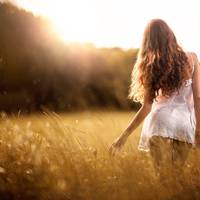 Коли народилася Аліска, син навчався на другому курсі. Пам’ятаю той холодний зимовий ранок, пролунав дзвінок, ми в очікуванні радісної новини всі кинулися до телефону.