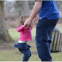 Через пів року Зоряна і Олексій одружилися. Невдовзі у них народилася ще одна донечка. Олексій дбав про своїх улюблених дівчат, ніколи не робив різниці між дочками. Коли Даринка підросла, повернувся