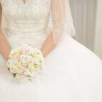 Я завжди хотіла бути хорошою дружиною для свого чоловіка. Та якось зустріла Олега. Ми стали часто зустрічатися, і я чомусь думала, що про це ніхто ніколи не дізнається. Але все таємне завжди стає явни