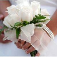 Мій чоловік завжди жив своїм життям, але обговорити тему розлучення я зважилася лише тоді, коли донькам було 17 і 15 років. – Лесю, ну що ти? Живемо і живемо, нормально все!