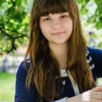 Пам’ятаєте легендарну Настю Овчар, яку всім світом рятували від опiків, тепер подивіться як вона зараз виглядає ..