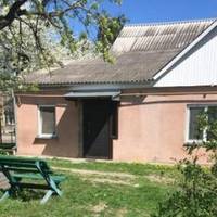 Коли у нас народилася дитина, чоловік зовсім перестав звертати увагу на мене. Сказав, що я змінилася зовні, не така тендітна, якою була раніше.