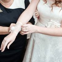 Новина про поповнення, Марина з радістю повідомляє її Дімі. Той ніби як не проти, поки не влазить його мама: аферистка, шахрайка, розпусниця! – кричала та