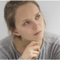 Я щодня телефонувала свекрусі і питала, що любить Вадим і намагалася готувати лише його улюблені страви. Я думала, що якщо я буду старатися вгодити чоловікові, то наш шлюб буде міцнішим.