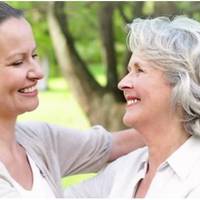 В суботу ми попросили сина нас на город відвезти, а його дружина тут же знайшла для нього купу планів, а нам каже: «Не втручайтеся в наше життя». А дочка до нас приїжджає тільки тоді, коли немає з ким