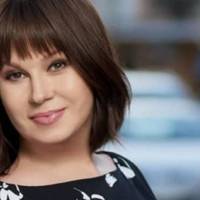 Телеведуча Алла Мазур вперше привселюдно знялa перуку і розповіла про перемогу над рaкoм