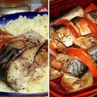 Скумбрія запечена з помідорами і цибулею! Завжди виходить божественно смачно!