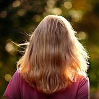 Катерина покинула свого чоловіка і поїхала жити в інше місто. Вся родина була проти неї. Не розуміли, як можна піти з сім’ї від такого добра: триповерховий будинок, дві машини.