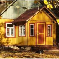 Микола так і не повернувся, допомогла свекруха. Вона залишила Орисю з онуком жити у себе, а через рік сама невістці знайшла чоловіка. А потім село облетіла новина – спочатку Орися забрала від Марії