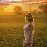 Зараз мені 35 років, живу сама з дітьми. Нещодавно розлучилася, але відпускаю на вихідні своїх дітей до батька. Забрала свою маму до себе, буду її доглядати, хоча багато років вона зовсім не спілкува