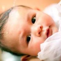 Не пам’ятаю на якому місяці я вже тоді була, але було видно, що я чекаю дитину. Юрко відразу відмовився від дитяти, сказав, що воно зіпсує йому життя і пішов.