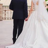 Наречений у РАЦСі вирішив пожартувати і двічі на питання “Чи згодні ви…” відповів відмовою. Ну а далі вже було не до сміху ні гостям, ні молодим