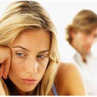 В суботу у мене був день народження. Кілька днів тому я натякнула чоловікові, що хочу, щоб він подарував мені квіти, я дуже люблю троянди. Вранці він ходив квитанції оплачувати, повернувся під вечір