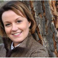 Ми з чоловіком прожили 20 років, а на 41-му році життя Василь зустрів Лесю і подав на розлучення. Що вже Леся зробила з ним, одному Богу відомо, але чоловіка як підмінили, він став геть іншою людиною