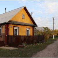 Якось біля сільського медпункту Орися зустріла Лізу з коляскою. Глянула на дитину, але нічого спільного з своїм Орестом не знайшла. Привітала Лізу, та відводила погляд і намагалася якомога швидше вте