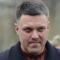 «Слуги» cьогодні заговорили про закупку в РФ вакцини від ковід. Я пропоную погодитись. І негайно протестувати їх на слугах і ОПЗЖ – Тягнибок