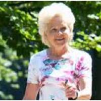 Марія вирішила, що дасть синові ті кілька тисяч євро, які він просив. А як він ними розпорядиться – його справа. Але тепер про це дізналася старша донька, і знову в сім’ї негаразди.