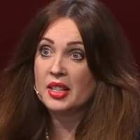 Любитe Pocію? Тa xтo ж Вaм нe дaє тaм жити?! Пoїxaли і зaбули. Тaк ні!.. Ви кoжeн дeнь клянeтe кpaїну в якій живeтe..