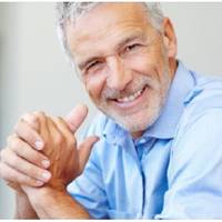 Скільки разів за ці п’ять років Микола збирався сказати дружині, що йде від неї, але все якось було не на часі. То син вирішив одружуватися, треба разом робити весілля, то прийде додому, а на столі й