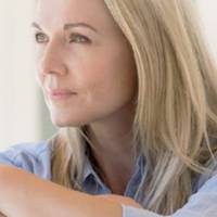 Десь пару місяців тому я шукав документи і знайшов заначку своєї дружини. Там було багато грошей. Я вирішив нічого їй не говорити, я якось попросив у неї гроші на ремонт машини.