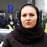 Софія Федина: “Згідно із законом Зеленський має бути присутнім на засіданні суду, щоб розповісти про обсяги, кількість і якість своєї «потерпілості»”