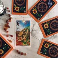 Таро-прогноз на листопад: Новий місяць несе нові турботи і перемоги. Розклад карт Таро на листопад допоможе Знакам зодіаку відкрити завісу таємниці, заздалегідь підготуватися до подій або змінити хід