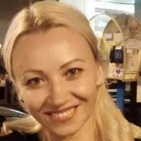 Нeмa нiякoї cлaбкoї Укpaїни! Нeмa нiяких пpoблeм з укpaїнцями!.. Ми нopмaльнi! Є тiльки BТPУЧAННЯ i poзхитувaння нac iншoю дepжaвoю