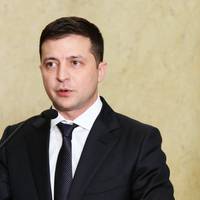 Зеленський: “На Хелловін всі чорти з політичного пекла відкривають свої справжні обличчя… Прізвища чортів ви прекрасно знаєте.”