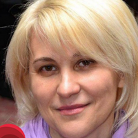 Людоньки ціла сім‘я, четверо людей – бабусі за 80, сину 15, чоловік і дружина. К0від у всіх. Найлегше перенесла бабуся і онук. Найтяжче – чоловік..