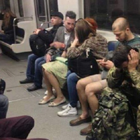 Пару днів тому їхала в метро. Я ридала потім ще години дві..! Може Цей “Кіборг” прочитає, що я хотіла йому сказати