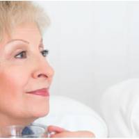 Минулого тижня ми святкували рочок нашій молодшій донечці. Маму чоловіка теж запросили. Свекруха відразу виставила умови – її потрібно привезти і відвезти назад, а також купити новий костюм і череви