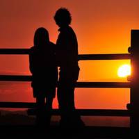 В школі Андрій завжди звертав увагу на Оксану, старався сісти поруч, щось запитати. Але роки минали, діти дорослішали і в інституті він уже так не робив.