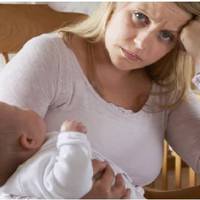 Моя сестра після народження дитини набрала кілограм десять. Але скинути поки не може. Мабуть, це у нас спадкове, мама теж повна була, скільки її пам’ятаю. Але сестра повною не виглядає.