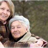 Я сирота, мама чоловіка колись прийняла мене, як рідну доньку. Нещодавно чоловіка не стало, тепер я живу з свекрухою і не знаю, як їй сказати, що я хочу жити окремо.