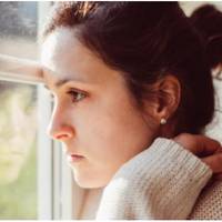 Максим сказав, що спочатку ми купуємо квартиру, а потім одружуємося. А я розумію, що якщо купити квартиру до вступу в шлюб, то при розлученні квартиру не ділять.