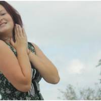 Коли Вероніка зрозуміла, що чекає дитину від чоловіка, старшого за себе на 20 років, вона думала, що дізнавшись таку новину, він піде від дружини. Але цього не сталося.