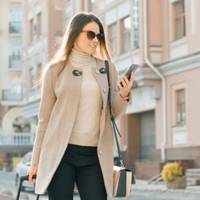 Якось повертаюсь додому, а сусідка розповідає, що приходив мій колишній, хотів увійти в квартиру, а там замки змінені. Ключі вимагав, а потім сказав, що ввечері зі своїми дружками розбиратися приїде,