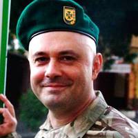 Журналіст: “Зеленського у Феофанії – НЕМА… Мендель також спілкуватися з журналістами відмовляється – вимагає писати і присилає відписки.”