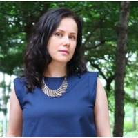 Коли синові було 11, Марина Олексіївна прийшла несподівано. Сказала, що повз проходила. Син прийшов зі школи, коли я годувала свекруху тортиком.