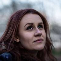 Ще до шлюбу я мала свою квартиру, але ніколи не зізнавалася про це чоловікові. Після весілля він забрав мене до себе, він орендував житло.