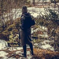 Моя рідна сестра поїхала за кордон, до якогось чоловіка, заробляти гроші і влаштовувати своє життя. Поки я була на роботі, вона привела до мене свого малого сина і залишила його там, а мені надіслала