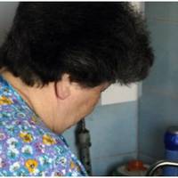 Я 20 років у сина просила мені газ і воду провести. Невістка не дозволяла, все подачками від мене відмахувалися. Не дозволяла синові допомогти своїй матері.