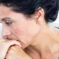 Мені 47 років. До 44 років я заміж не виходила. А якось познайомилася з хорошим чоловіком, старшим на 17 років. Василь був розлучений, мав дорослу доньку, у якої вже сім’я, а я дітей не маю.