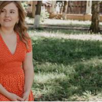 Вчора чоловік отримав зарплату, а сьогодні поїхав, оплачувати борг колишній дружині. А ще, в дочки від першого шлюбу через кілька днів день народження, то ж вона захотіла новий телефон.