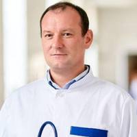 “Це 200 злотих на годину. При роботі на ставку-півтори – 300-400 тисяч гривень.” Лікар порівняв зарплати українських та польських медиків