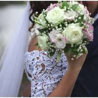 Перед весіллям нашої доньки чоловік ошелешив мене і сказав, що йде до іншої. Але пообіцяв зробити це після торжества, щоб перед родичами не соромно було.